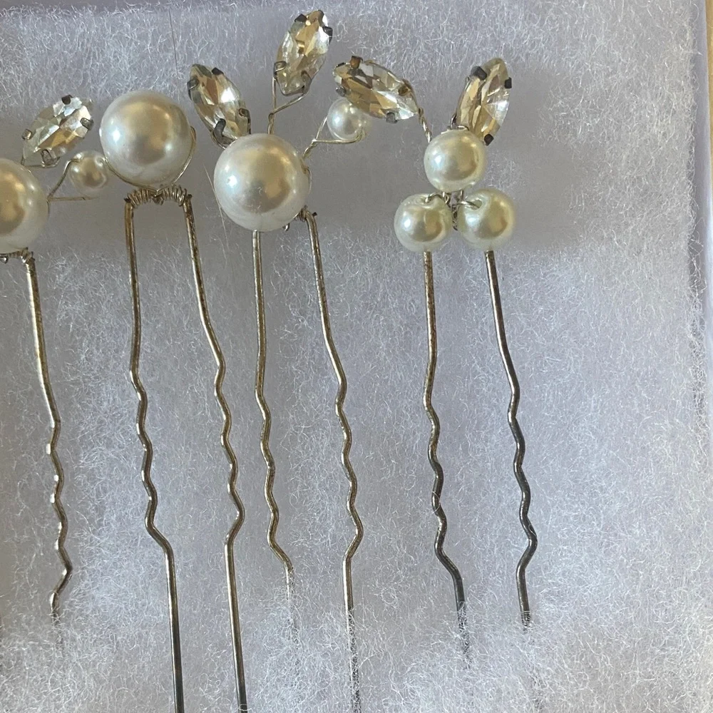 Pearl Bridal Hair Pins Set Wedding Hair Accessories Crystal Prom NWOT Boxed